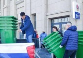 安置分類垃圾桶引領社區新風尚